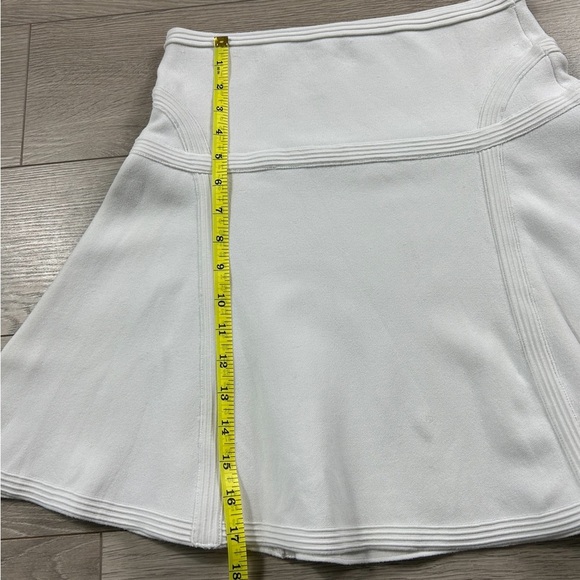 Diane Von Furstenberg White Knit Mini Skirt - Picture 12 of 12